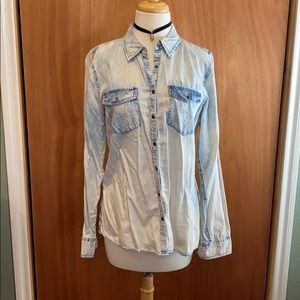 Necklace not included! Button down shirt 👚